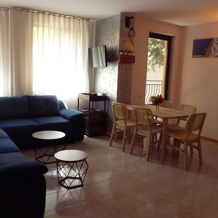 Apartment Tourist Complex Rose Village サニービーチ エクステリア 写真