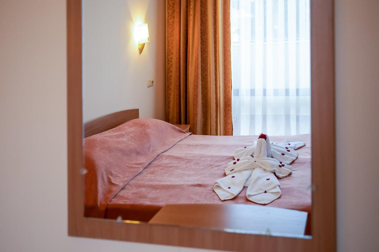 Apartment Tourist Complex Rose Village サニービーチ エクステリア 写真