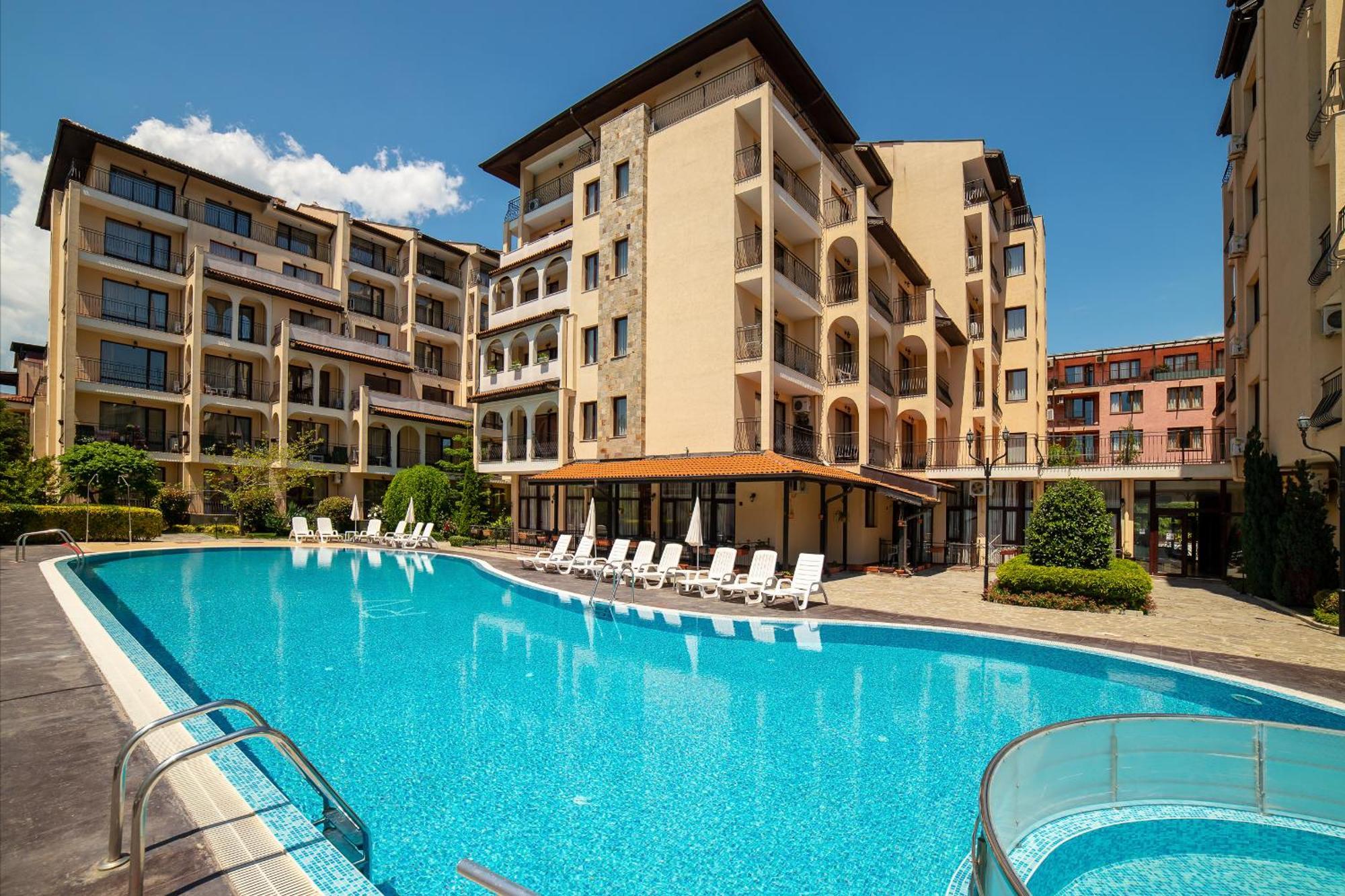 Apartment Tourist Complex Rose Village サニービーチ エクステリア 写真