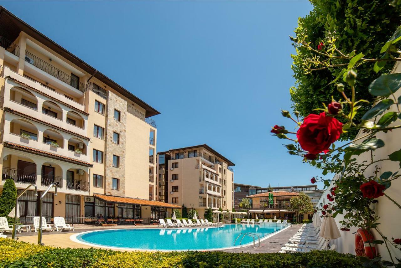 Apartment Tourist Complex Rose Village サニービーチ エクステリア 写真